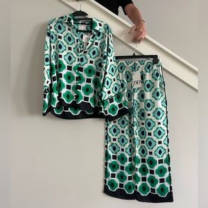 Zara satin set (XS top, S bottom)